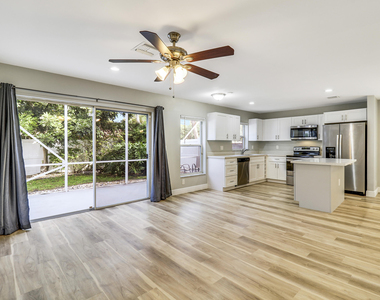 4881 Mcgill Street - Photo Thumbnail 20