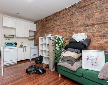 71 Pineapple St - Photo Thumbnail 1