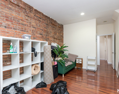 71 Pineapple St - Photo Thumbnail 2