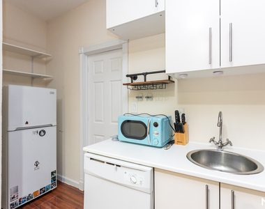 71 Pineapple St - Photo Thumbnail 5