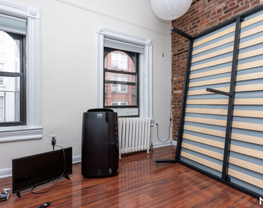 71 Pineapple St - Photo Thumbnail 6