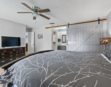 767 Se Chaloupe Avenue - Photo Thumbnail 13