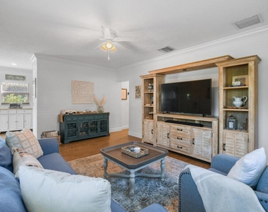 444 Zephyr Way - Photo Thumbnail 5