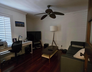 2120 N 49th Avenue - Photo Thumbnail 6