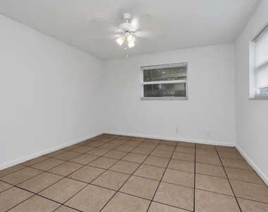 1320 Wellington Street - Photo Thumbnail 15