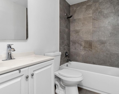 1320 Wellington Street - Photo Thumbnail 14