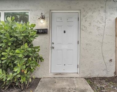 1320 Wellington Street - Photo Thumbnail 3