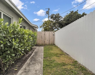 1320 Wellington Street - Photo Thumbnail 2
