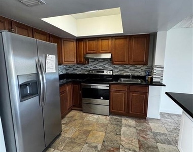 5200 Nw 31st Avenue - Photo Thumbnail 6