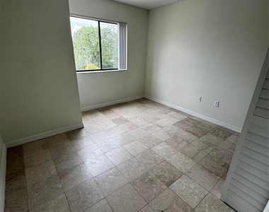 5200 Nw 31st Avenue - Photo Thumbnail 13