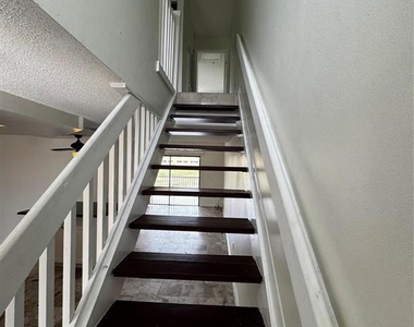5200 Nw 31st Avenue - Photo Thumbnail 11