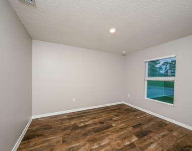 1551 Se Coply Street - Photo Thumbnail 5