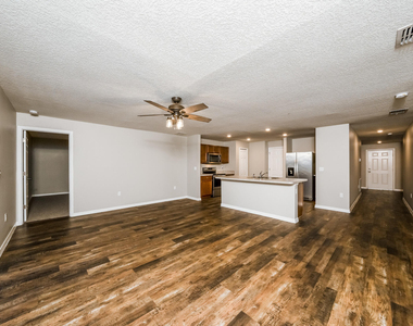 1551 Se Coply Street - Photo Thumbnail 2