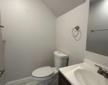 646 Eldorado Street - Photo Thumbnail 3