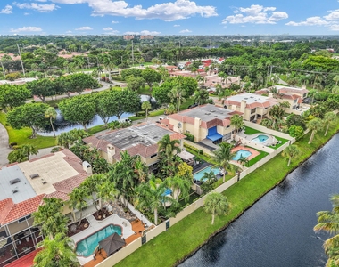 753 Villa Portofino Circle - Photo Thumbnail 50