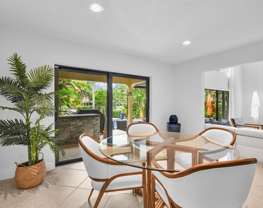 753 Villa Portofino Circle - Photo Thumbnail 18