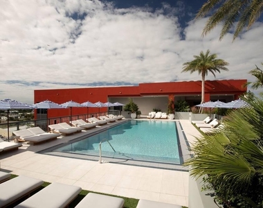 2150 N Miami Avenue - Photo Thumbnail 12