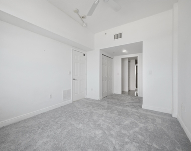 610 Clematis Street - Photo Thumbnail 22