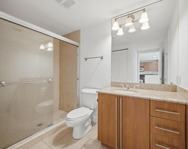 610 Clematis Street - Photo Thumbnail 23