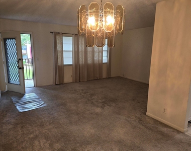 151 Sw 134th Way - Photo Thumbnail 7