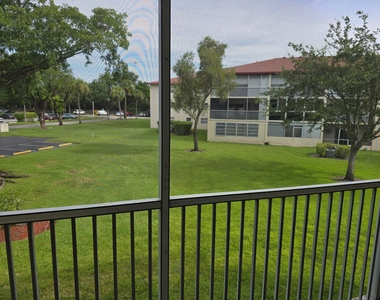 151 Sw 134th Way - Photo Thumbnail 17
