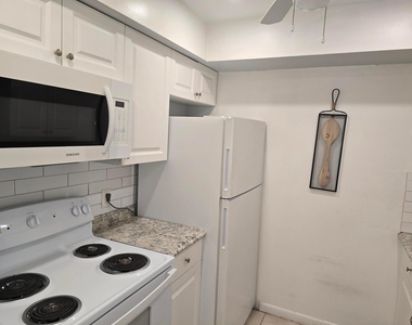 151 Sw 134th Way - Photo Thumbnail 10