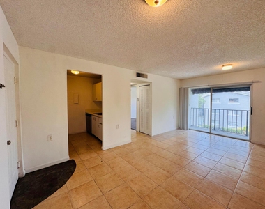 1068 N Benoist Farms Road - Photo Thumbnail 40