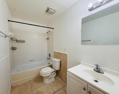 1068 N Benoist Farms Road - Photo Thumbnail 30