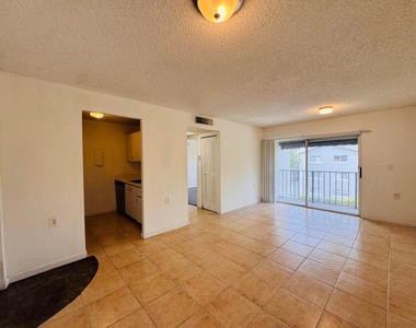 1068 N Benoist Farms Road - Photo Thumbnail 38
