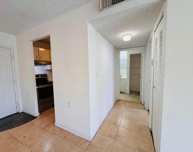 1068 N Benoist Farms Road - Photo Thumbnail 34