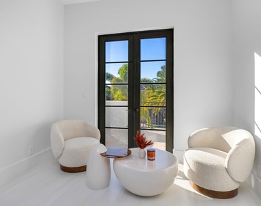17606 Circle Pond Court - Photo Thumbnail 11