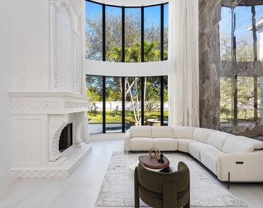 17606 Circle Pond Court - Photo Thumbnail 8