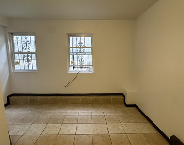 371 Kosciuszko St - Photo Thumbnail 5
