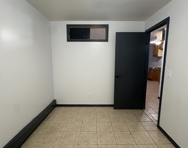 371 Kosciuszko St - Photo Thumbnail 4