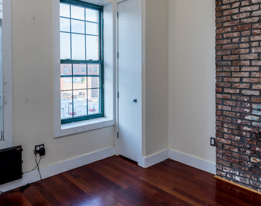 126 Grattan St - Photo Thumbnail 6