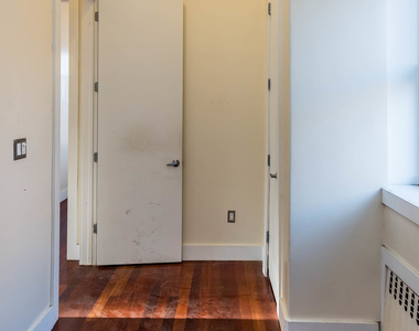 126 Grattan St - Photo Thumbnail 10