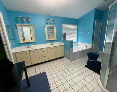 315 Sw Dwight Avenue - Photo Thumbnail 8