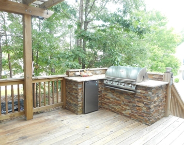 9628 Daufuskie Drive - Photo Thumbnail 6