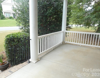9628 Daufuskie Drive - Photo Thumbnail 2