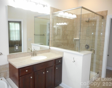 9628 Daufuskie Drive - Photo Thumbnail 17