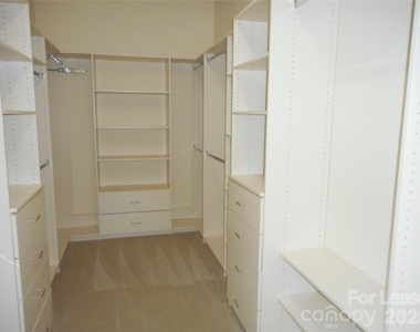 9628 Daufuskie Drive - Photo Thumbnail 18