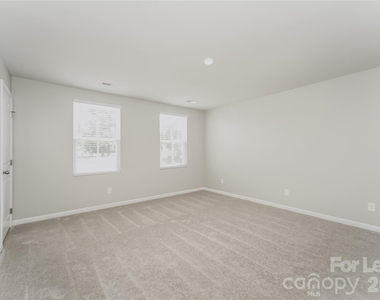 1017 Jeffrey Court Sw - Photo Thumbnail 11