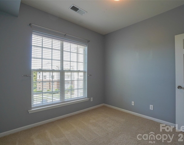 14746 Via Sorrento Drive - Photo Thumbnail 12