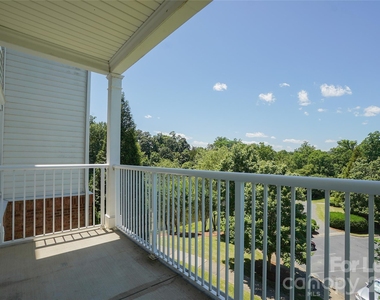 14746 Via Sorrento Drive - Photo Thumbnail 15