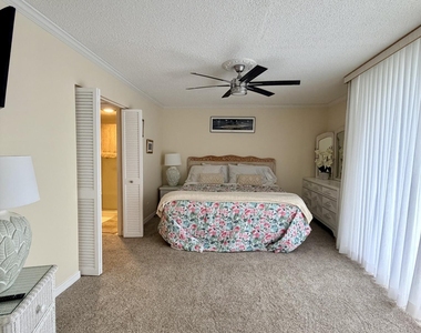 2425 Presidential Way - Photo Thumbnail 11