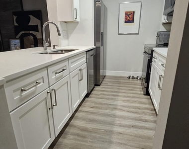 120 Nw 70th Street Nw - Photo Thumbnail 3