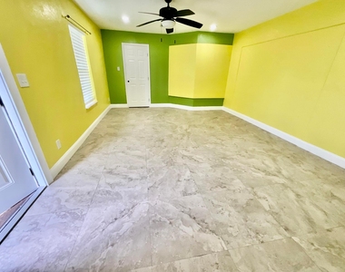 315 Sw Dwight Avenue - Photo Thumbnail 7