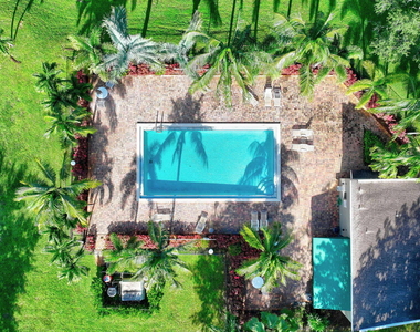 120 Nw 70th Street - Photo Thumbnail 24