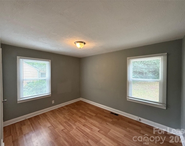 2660 Revolution Park Drive - Photo Thumbnail 4