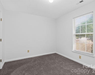 3411 Pondridge Court - Photo Thumbnail 21